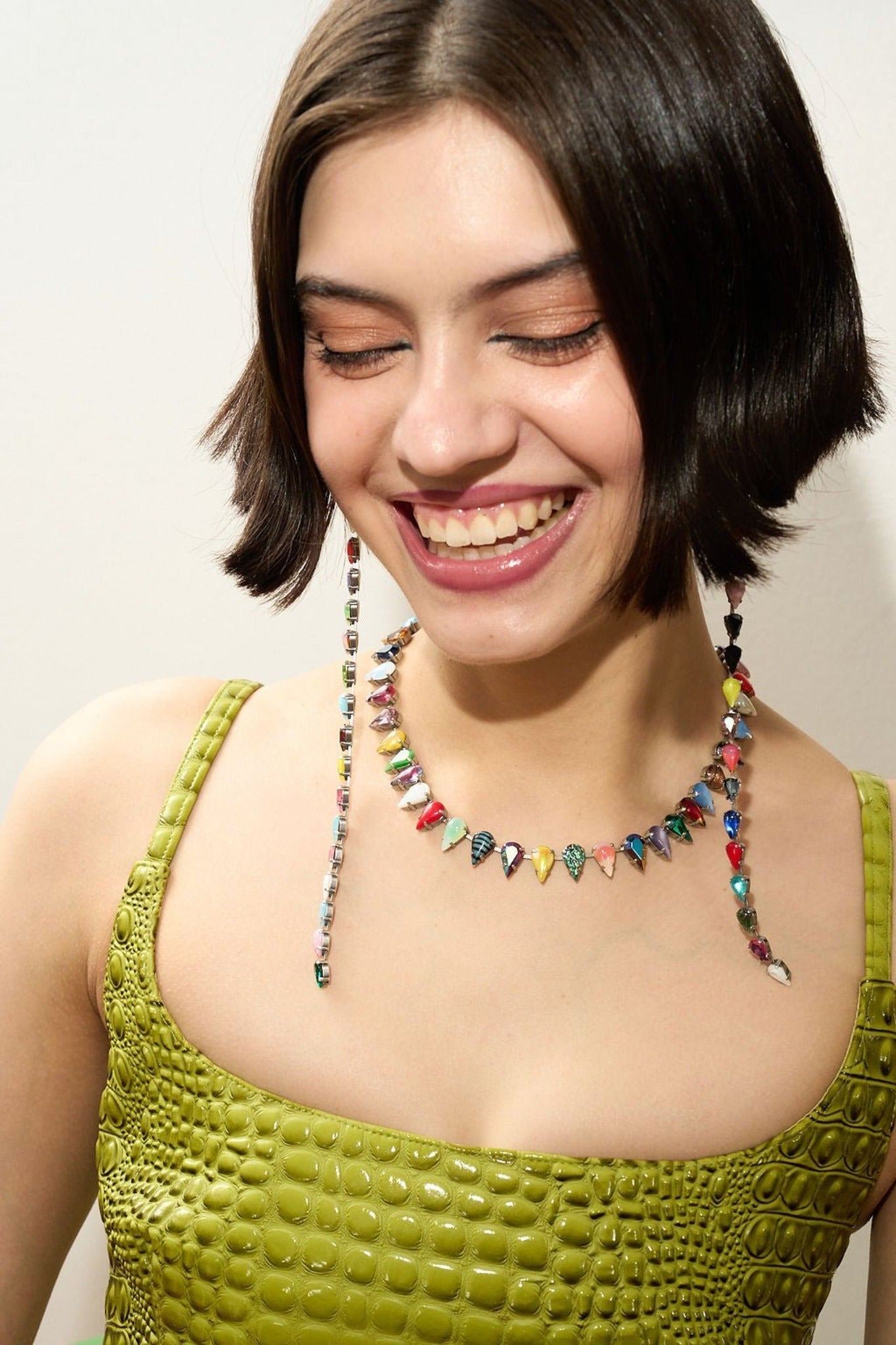 Spangle Earrings in Aurora Fang MINI (SILVER)