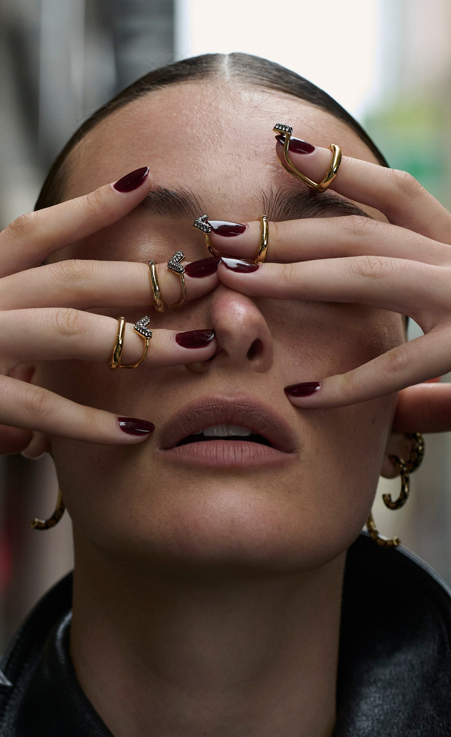 Amina Nail-Crown