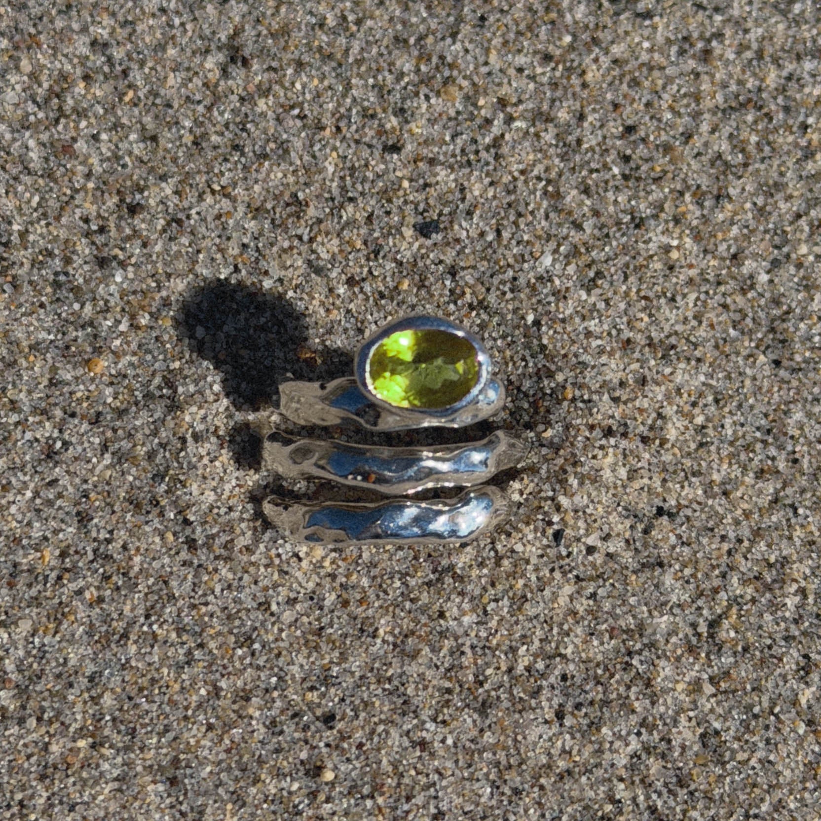 Ameera ring