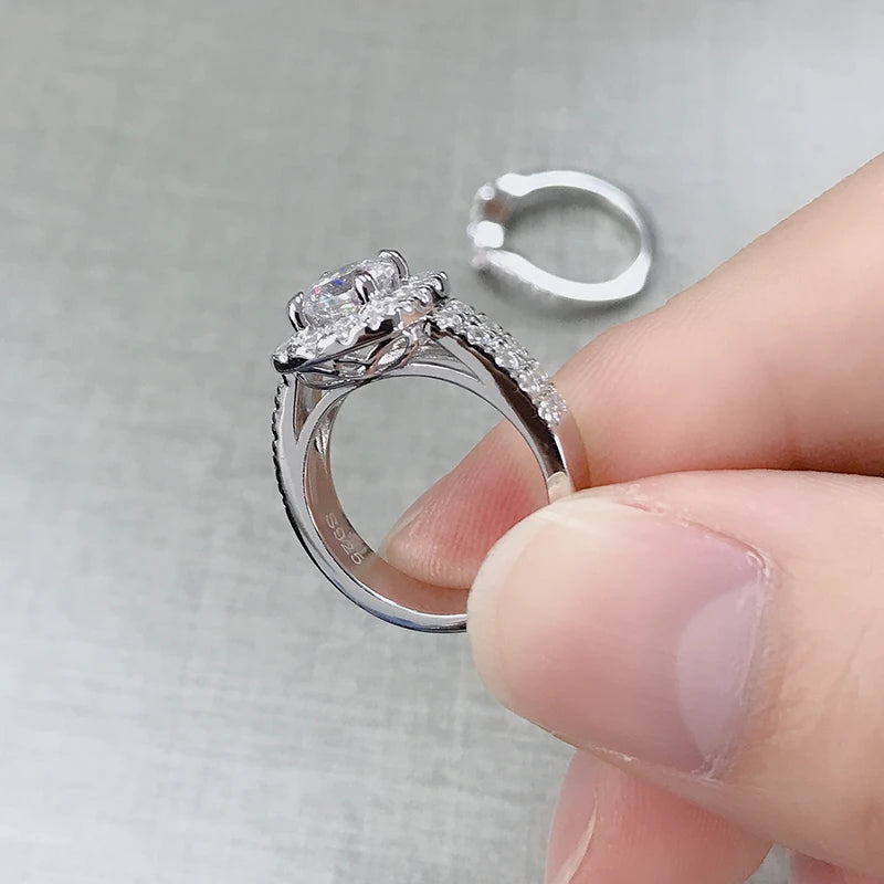 LESF 925 Sterling Silver Engagement Ring Sets 1 Carat Sona Round Cut Women Wedding Anniversary Bridal Halo Ring Jewelr